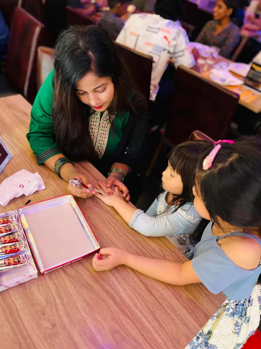 Complimentary mehendi for diners